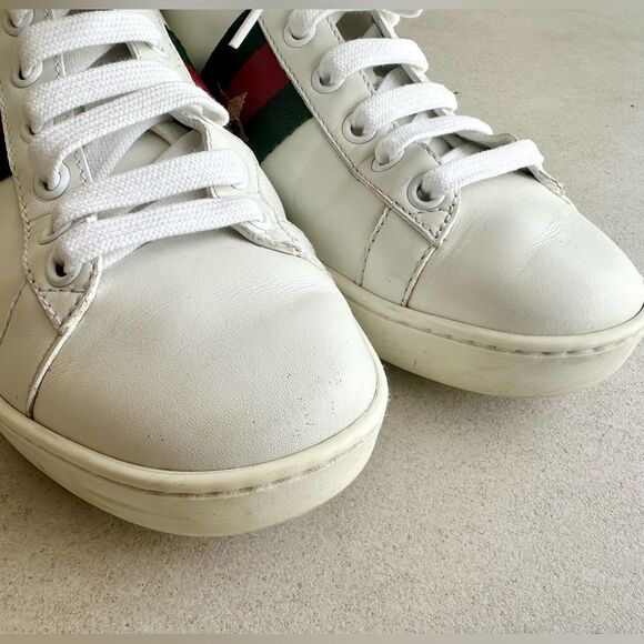 Gucci White Leather Embroidered Ladybug And Pineapple Ace Sneakers Size 36.5 - Picture 8 of 15